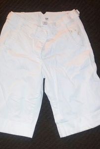 H&M white below knee shorts